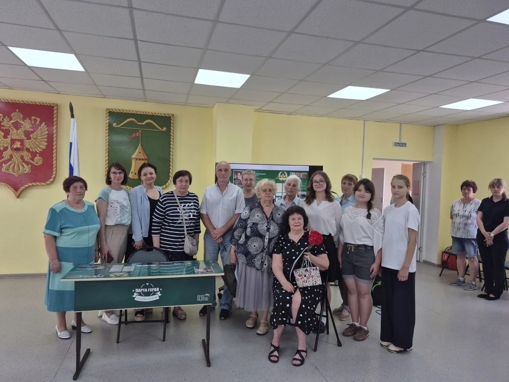 В Торопце торжественно открыли «Парту Героя»