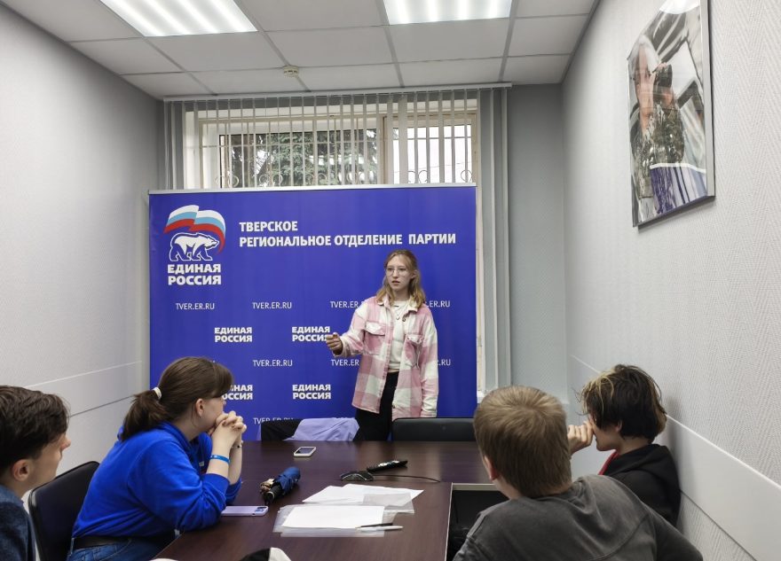 Инициативы добровольцев «Единой России» пополнят народную программу