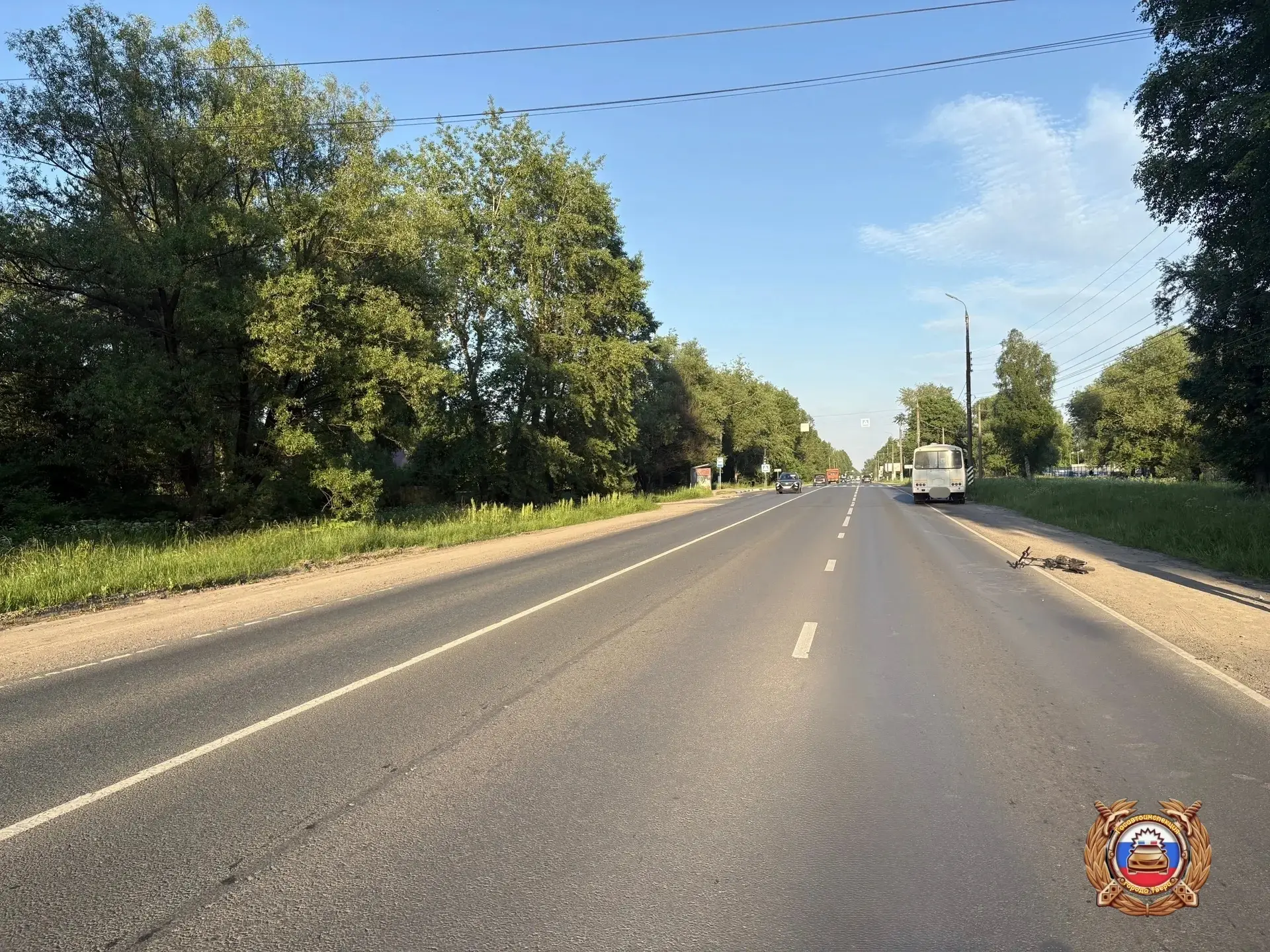 В Твери автобус сбил мужчину на электросамокате