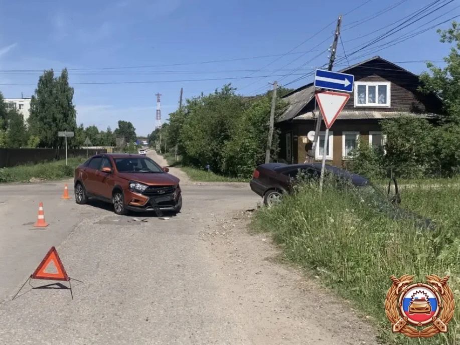 В Тверской области в ДТП пострадали трое, включая ребёнка