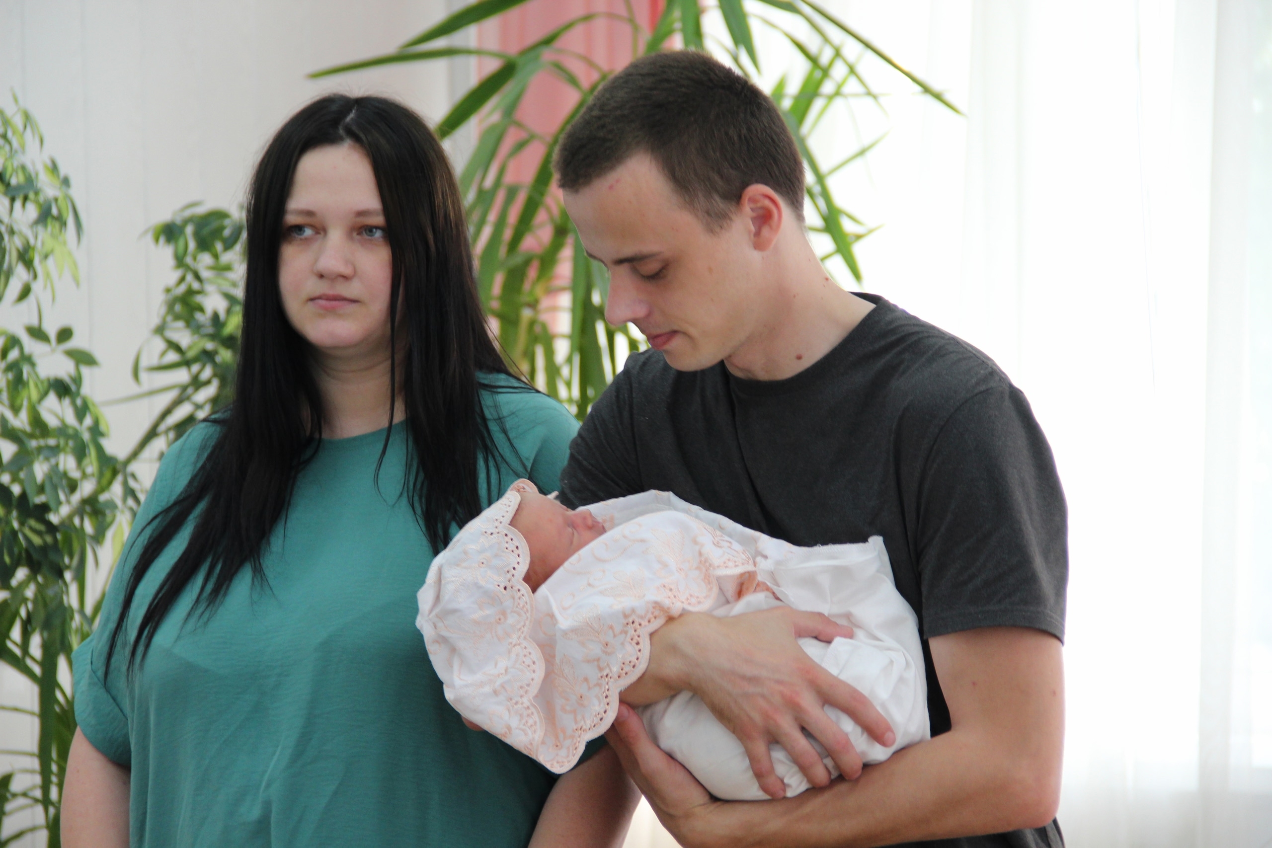 В Вышневолоцком округе родился сотый ребенок