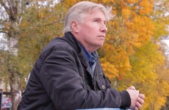 Певец из Тверской области написал новую песню о родной деревне песню