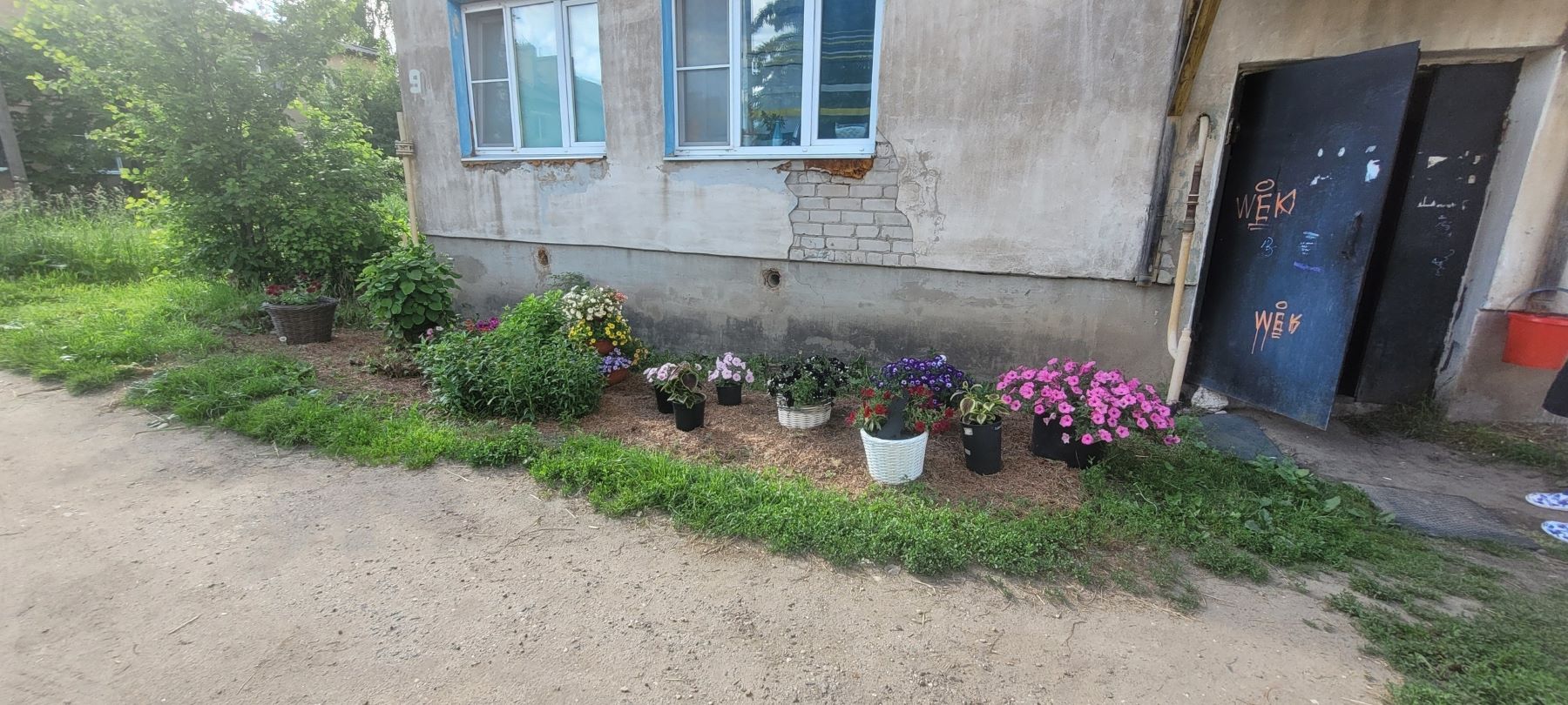 В Калязине подвели итоги конкурса на самый красивый двор