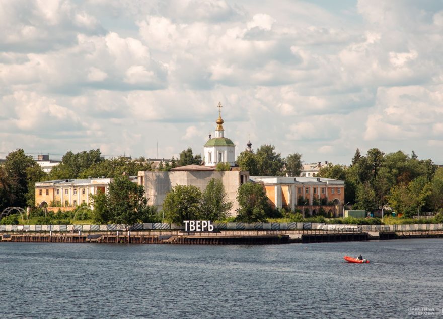 городов