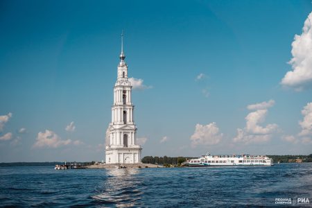 Калязин ярко и масштабно отметил двойной праздник — День России и День города Калязин ярко и масштабно отметил двойной праздник — День России и День города