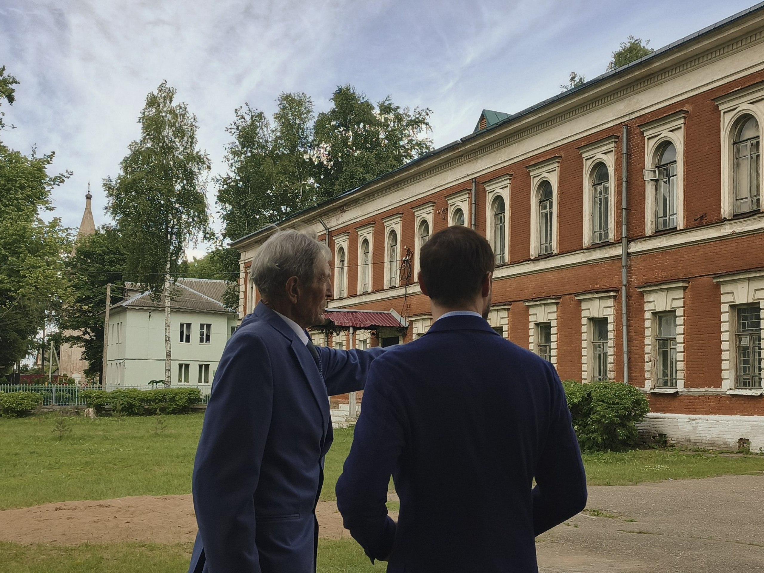 Память о деде породнила Виталия Королева с Тверской областью