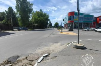 В Тверской области девушка упала в открытый люк люк
