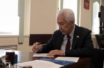 Владимир Васильев подал документы для выдвижения на выборы в Госдуму от Тверской области Васильев