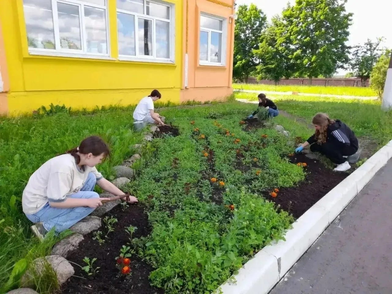 За полгода в Тверской области трудоустроили больше 14 тысяч подростков