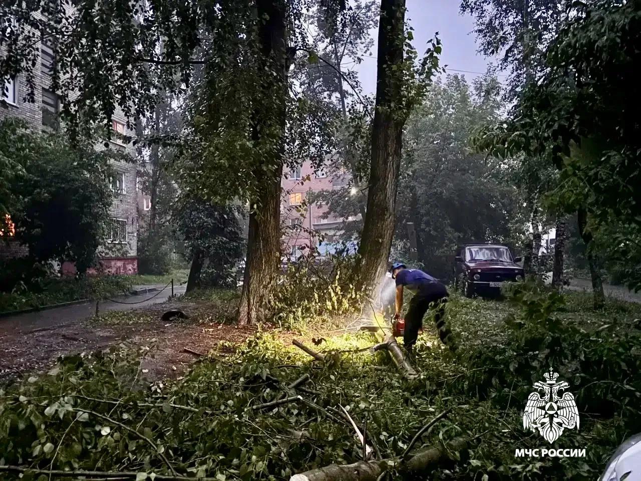 В Тверской области продолжают ликвидировать последствия непогоды