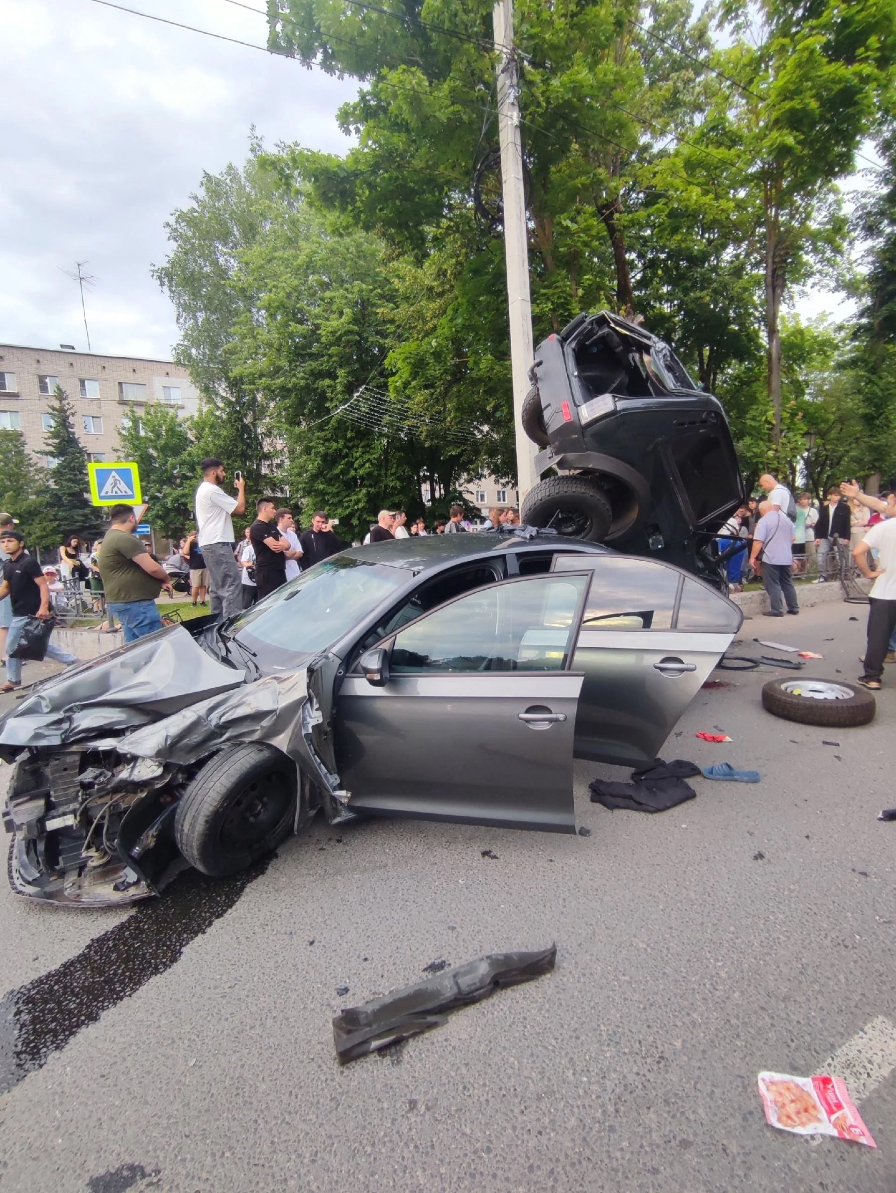 Двое детей и двое взрослых увезли в больницу после ДТП в Тверской области