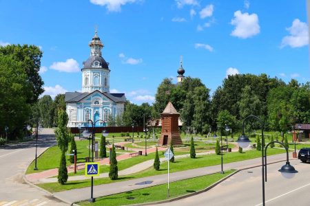 Виталий Королев поздравил жителей Торопца с Днём города Королев