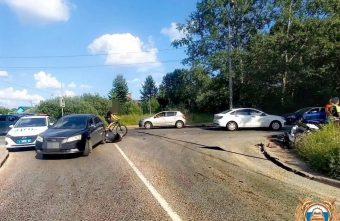 Водителя скутера доставили в больницу после ДТП в Твери скутера