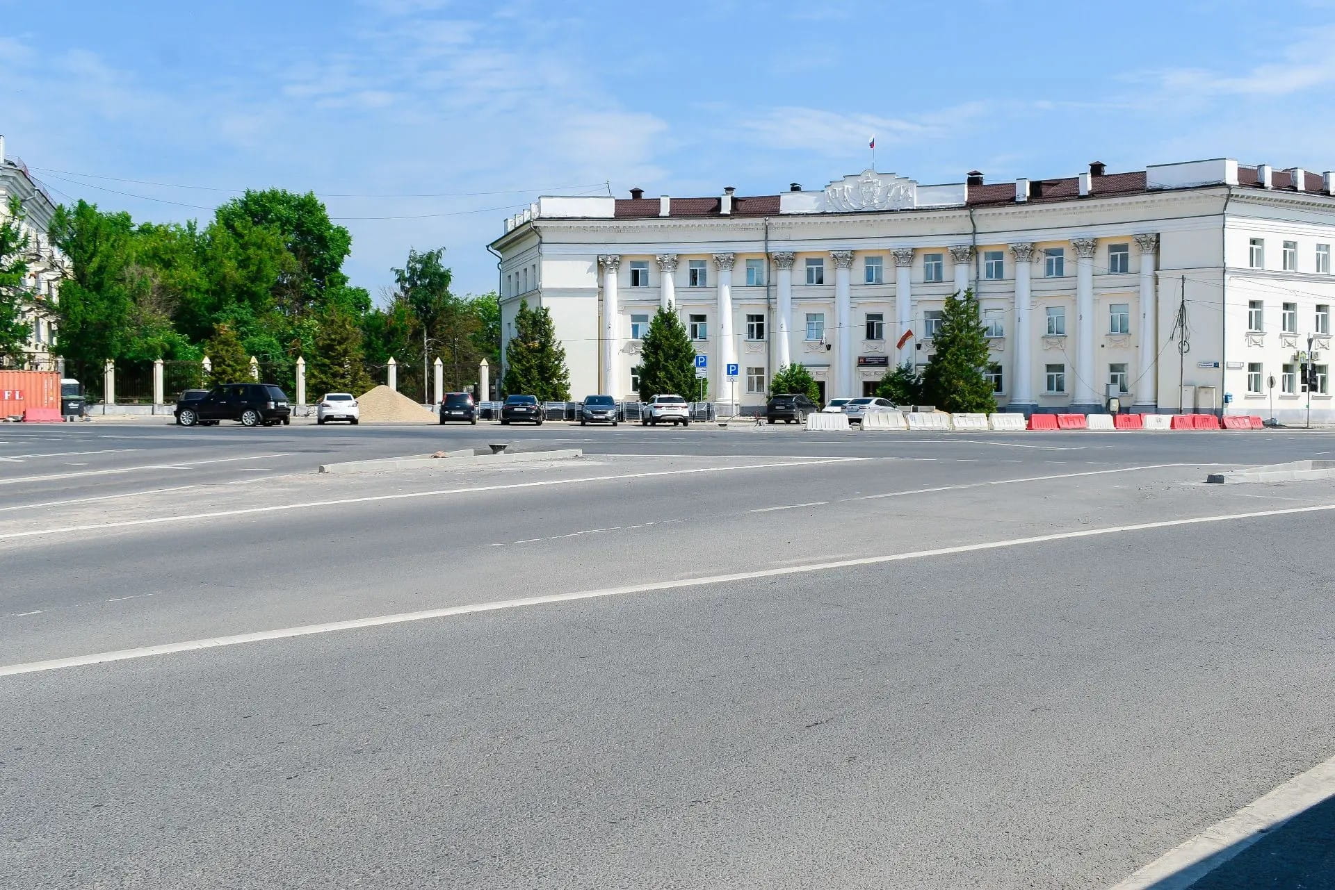 Строительство сквера на улице Артюхиной в Твери вышло на финишную прямую