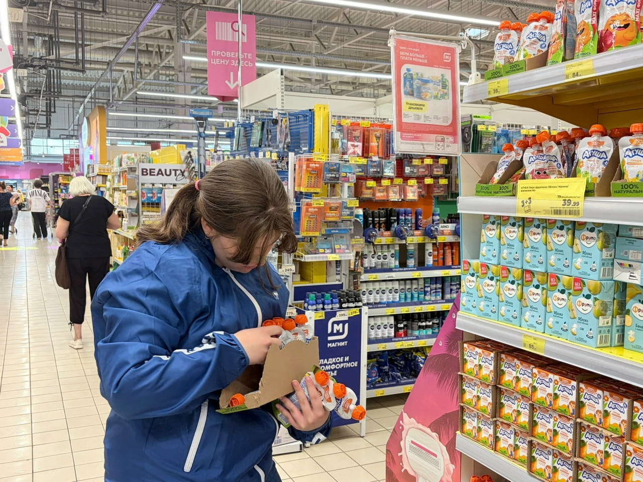 Партийцы проверили качество продуктов в магазинах Твери