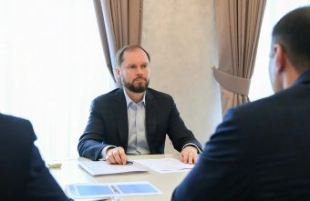 Виталий Королев и Борис Эбзеев проработали вопросы повышения надежности электроснабжения Тверской области Виталий Королев и Борис Эбзеев проработали вопросы повышения надежности электроснабжения Тверской области