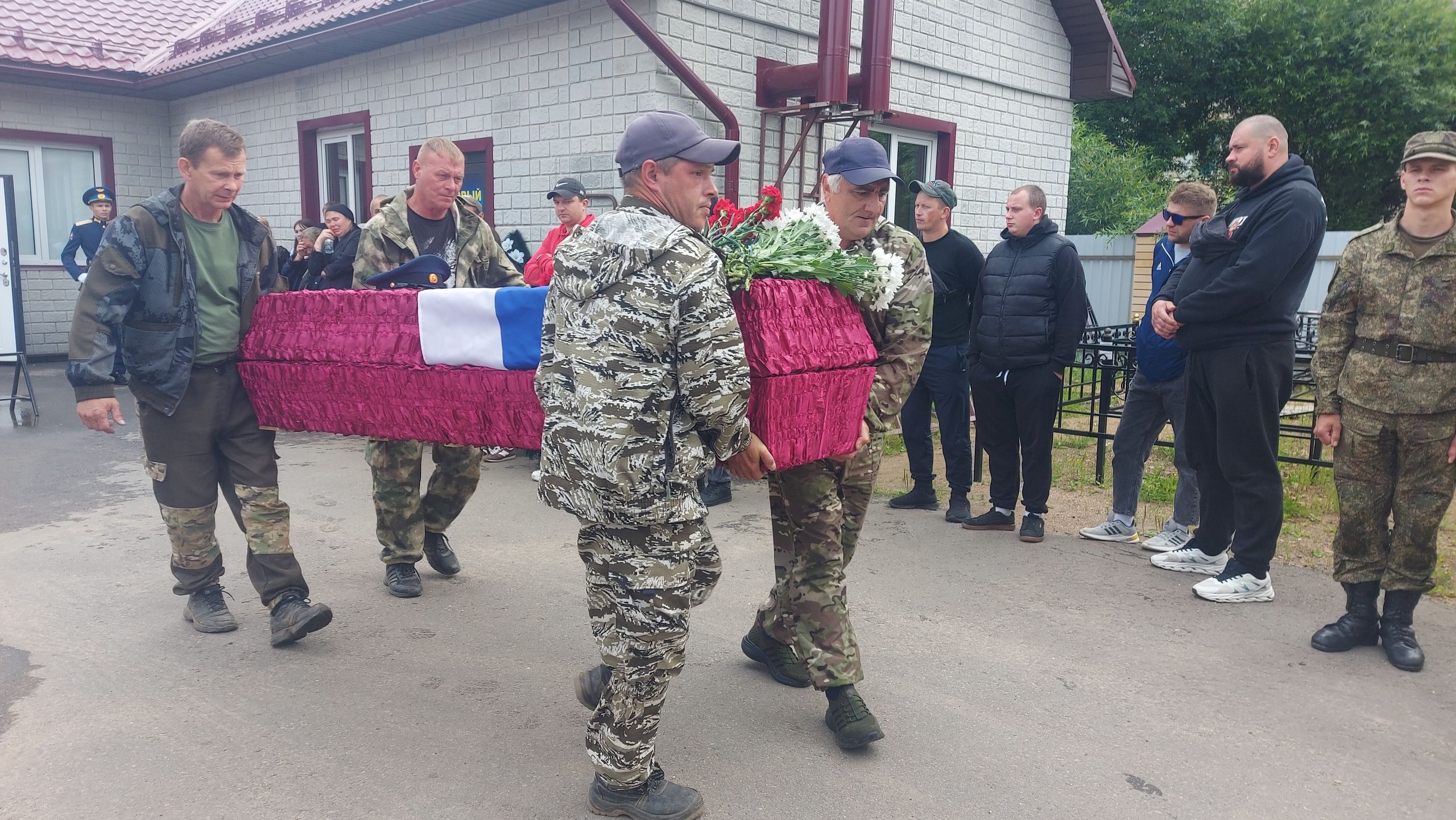 В Тверской области простились с погибшим на СВО Максимом Валиевым