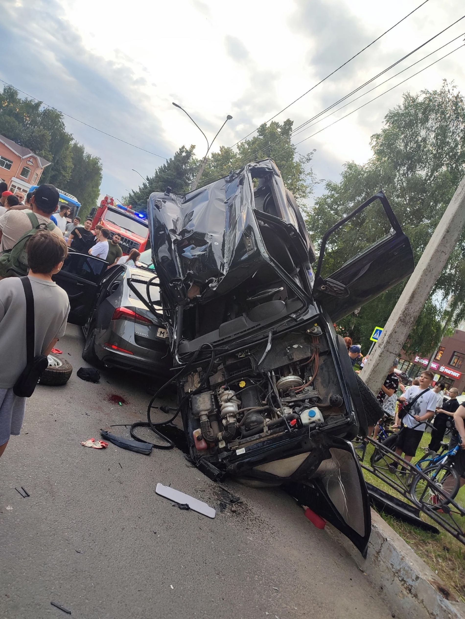Двое детей и двое взрослых увезли в больницу после ДТП в Тверской области