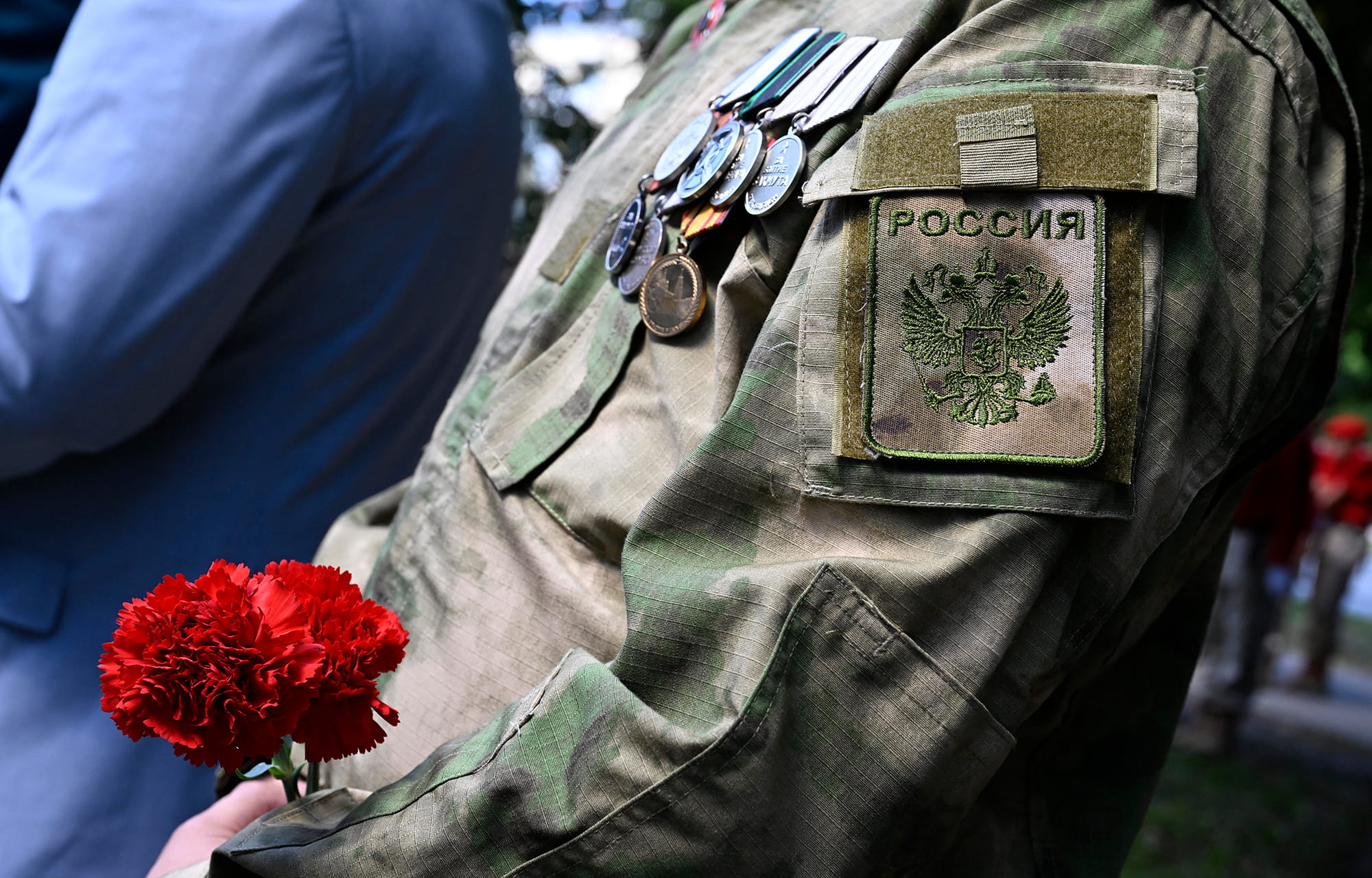 «Во имя жизни»: в Твери открыли памятник, посвященный подвигу участников СВО