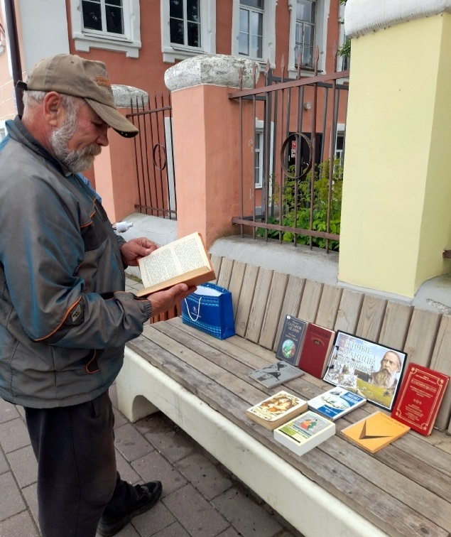 В летнем читальном зале Торопца вспоминают Салтыкова-Щедрина