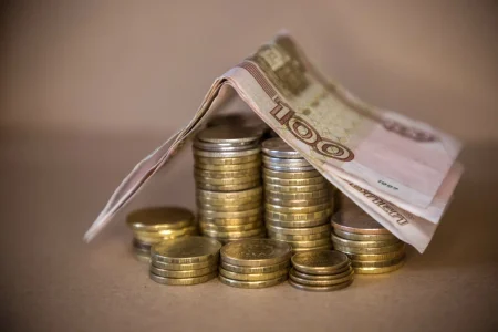 В России предложили выплачивать тринадцатую пенсию перед Новым годом России