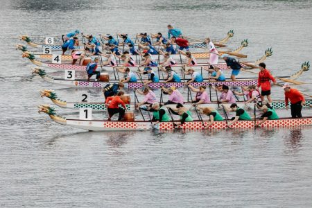 Драконы вышли на воду: Тверь приняла 800 гребцов Драконы вышли на воду: Тверь приняла 800 гребцов