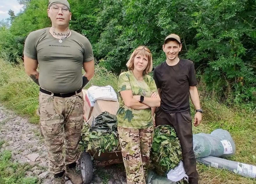 волонтер