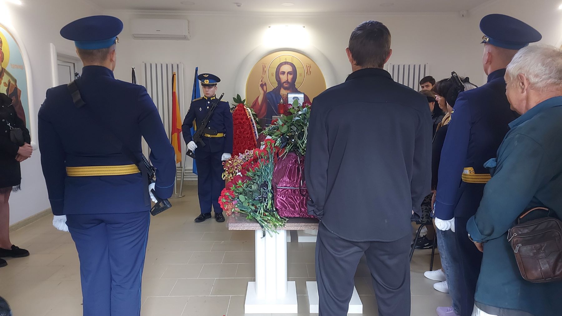 простились