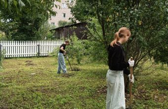 В Торопецкой библиотеке закончилась вторая смена трудоустройства подростков библиотеке