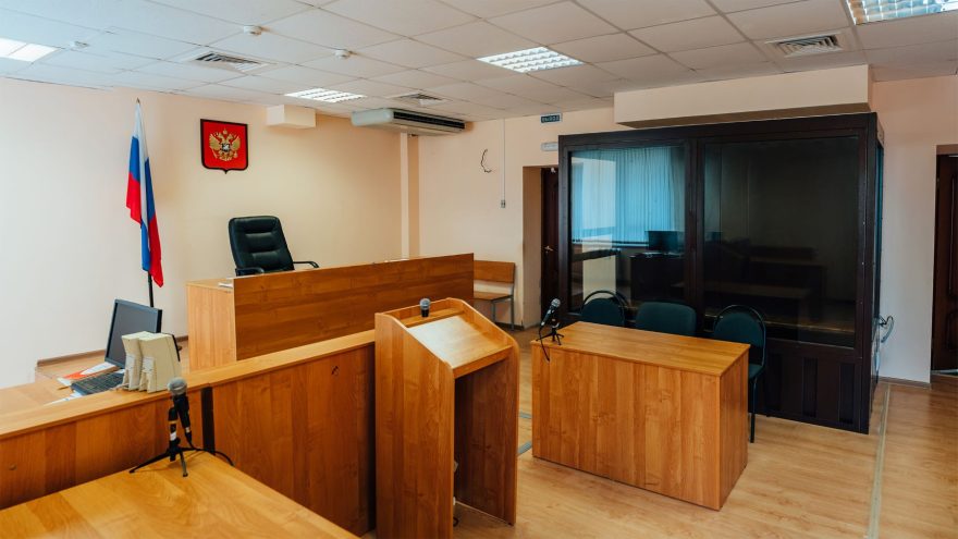 Жителя Тверской области будут судить за угрозу убийством