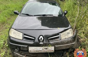 Женщина-водитель "Рено" пострадала в ДТП под Тверью пострадала