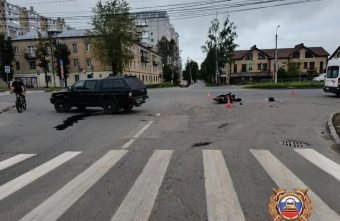 В Твери мотоциклист попал в больницу после столкновения с иномаркой Твери