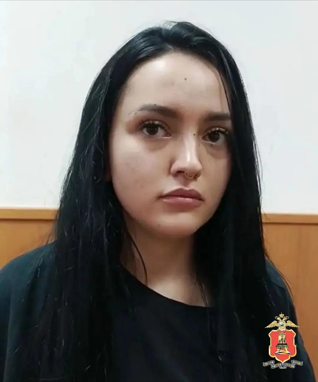 В Твери задержали девушку с мефедроном и марихуаной в сумочке