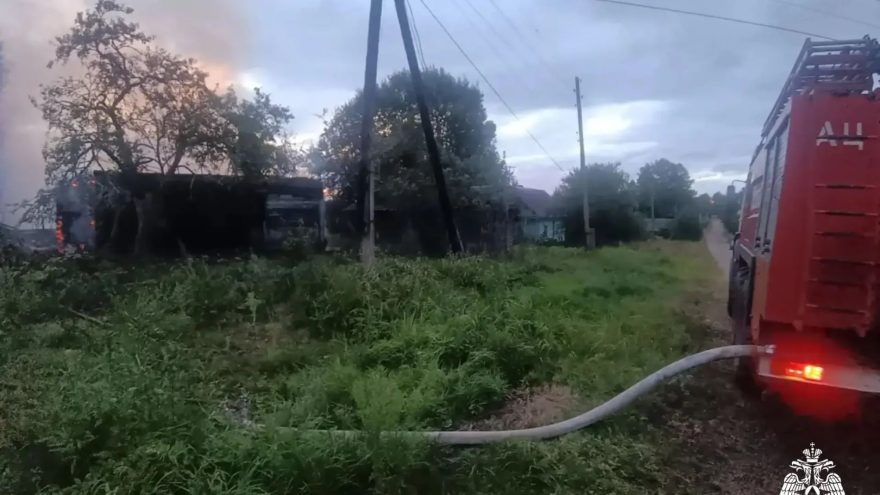 В Тверской области сгорел жилой дом