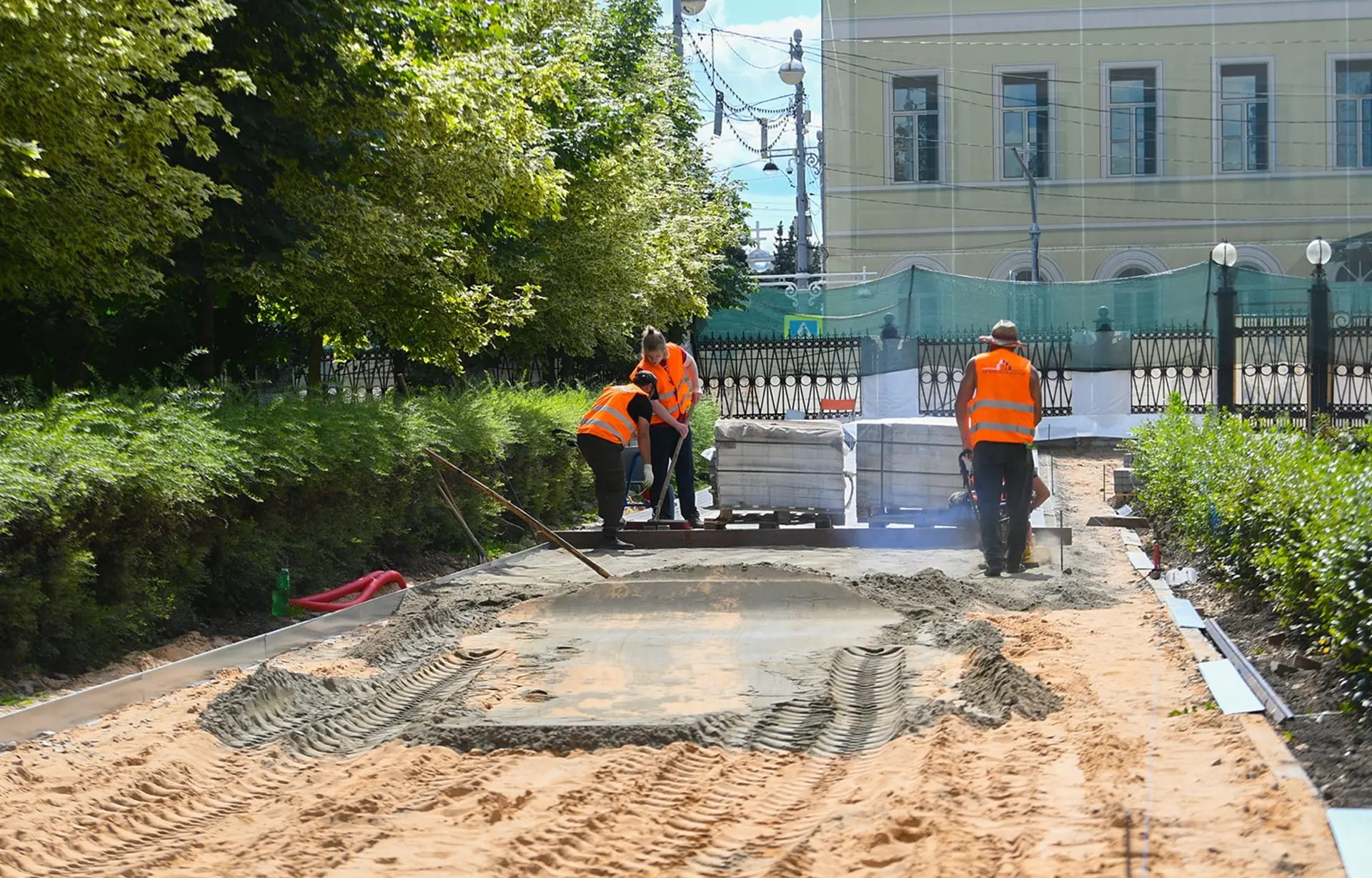 Виталий Королев: Для меня принципиально важно, чтобы работы в Городском саду Твери шли по графику