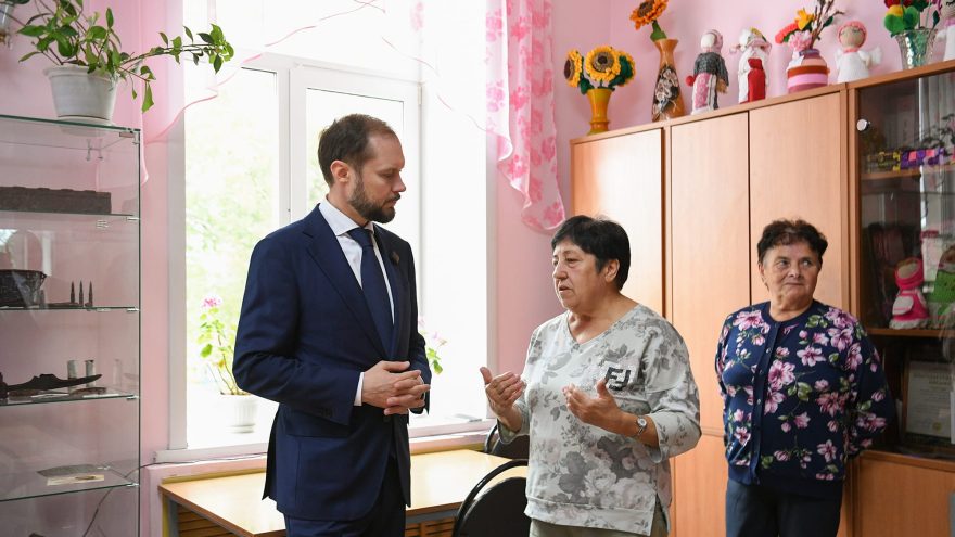 карандаш
