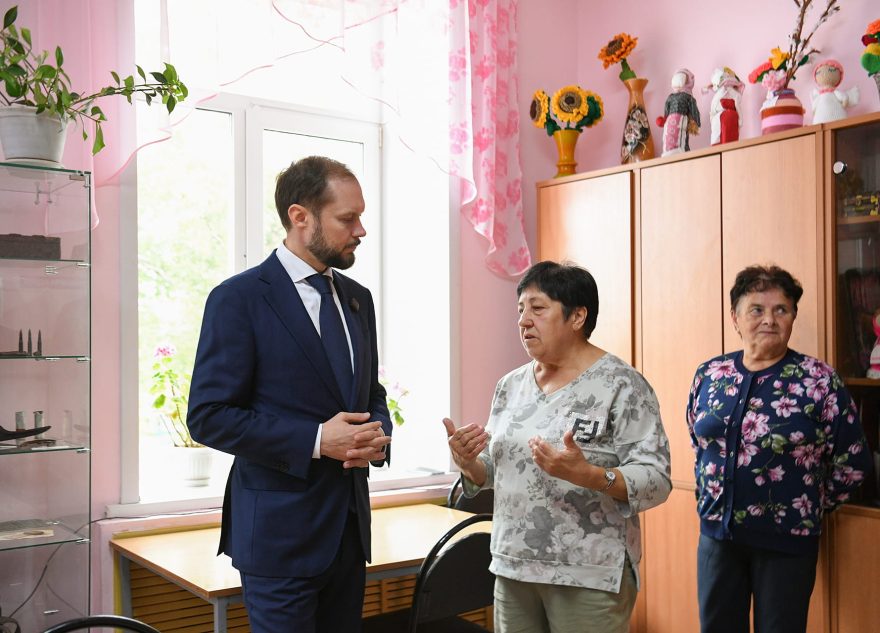 карандаш