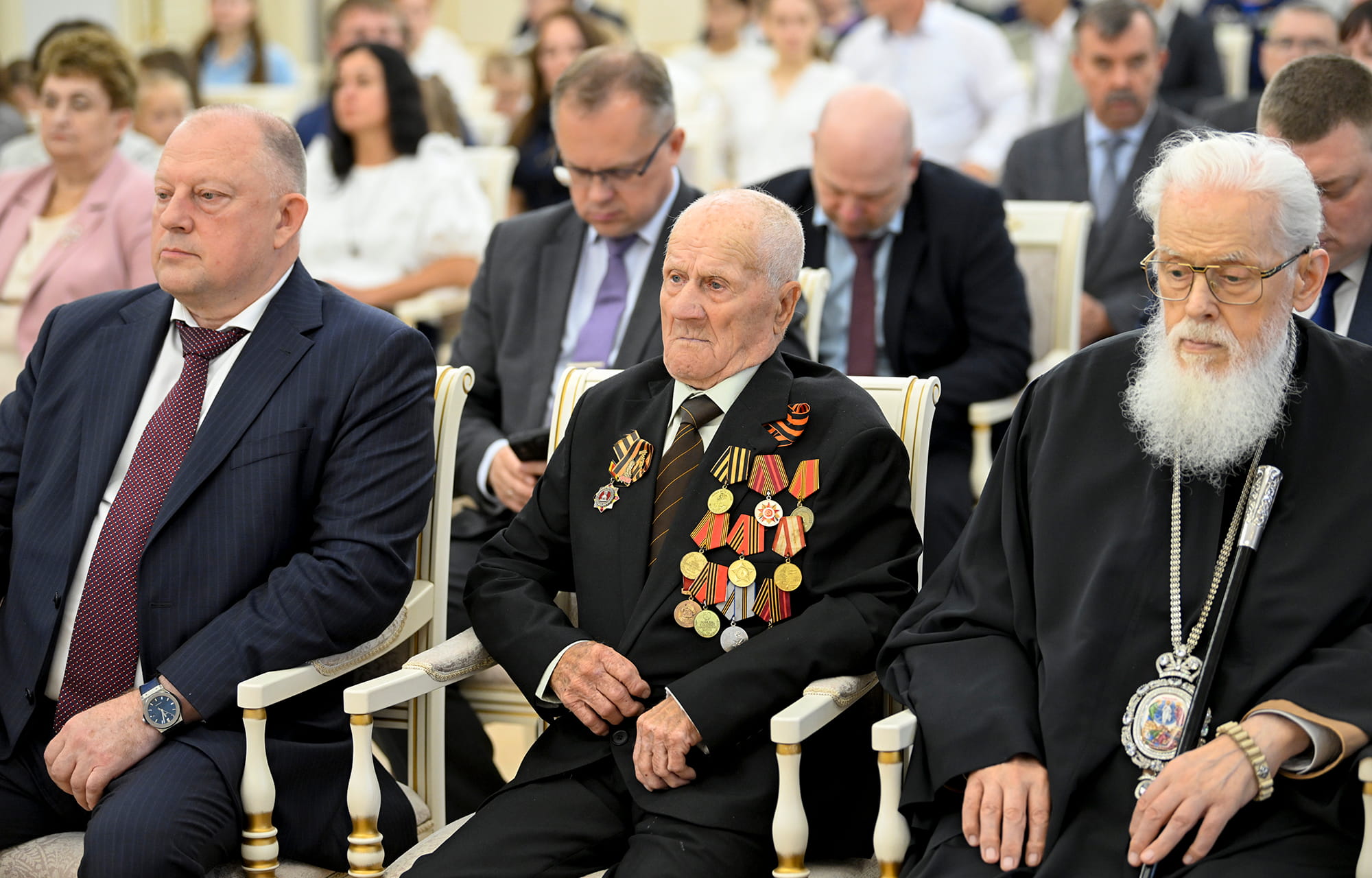 Виталий Королев: Биография каждого из вас – пример патриотизма и веры в развитие малой родины