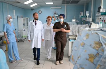 Приоритет, обозначенный Виталием Королевым: больницы Тверской области пополняются молодыми кадрами