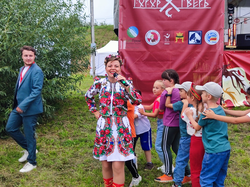 В центре Твери проходит гастрономический фестиваль «Верхневолжье»