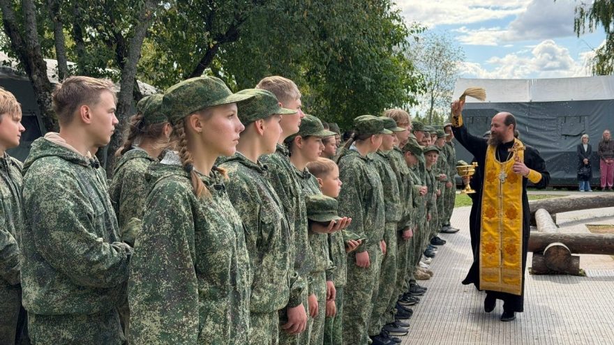 побеждать