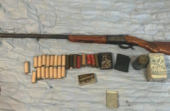 В доме у жителя Тверской области нашли коноплю, ружьё и боеприпасы ружьё