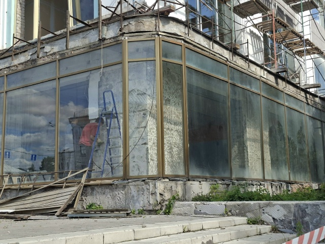 здания