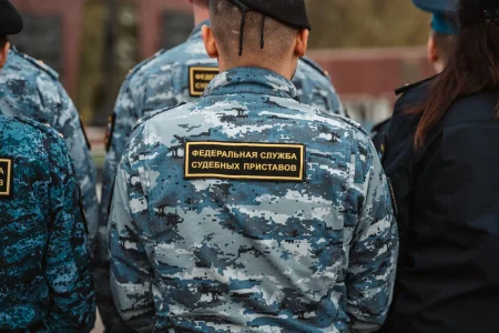 Что прячут посетители судов от приставов в Тверской области Тверской