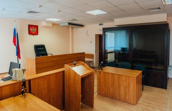 В Тверской области заключили под стражу курьера мошенников из Екатеринбурга стражу