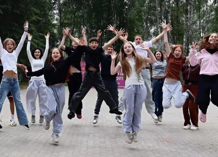 лагерях