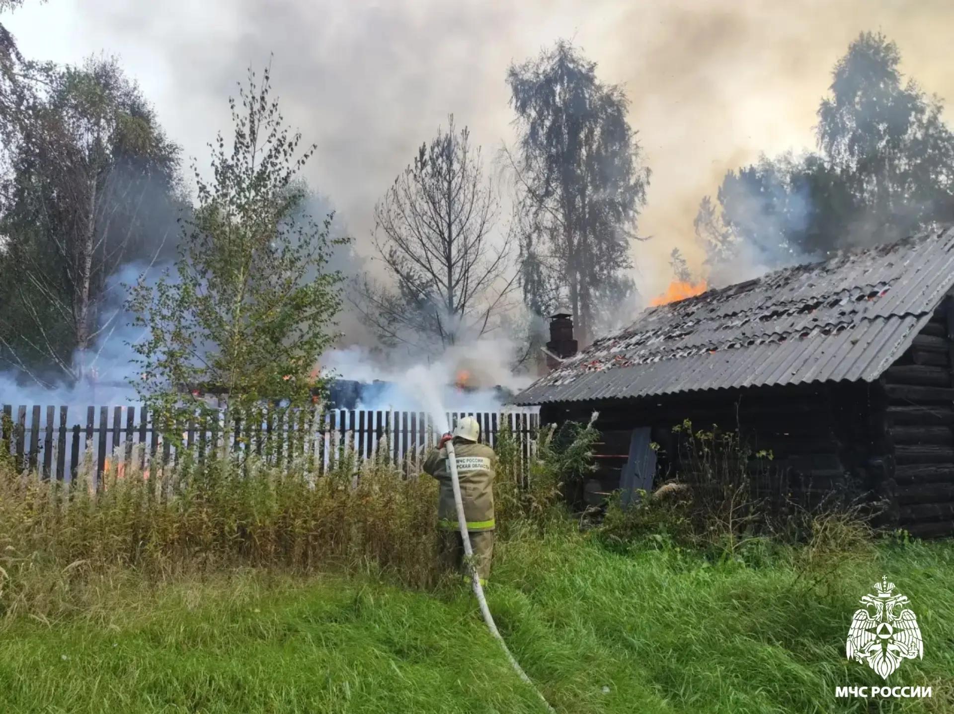 В Тверской области сгорел жилой дом