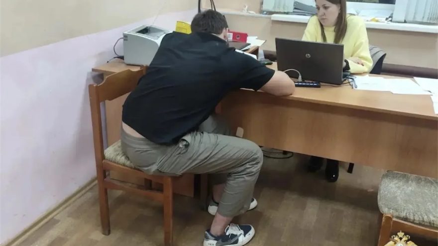 Задержан водитель, устроивший шоу с «автоматом» в Тверской области