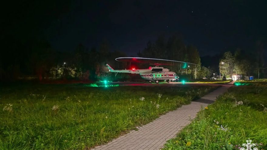 Пациента экстренно доставили в Тверь на вертолете санавиации