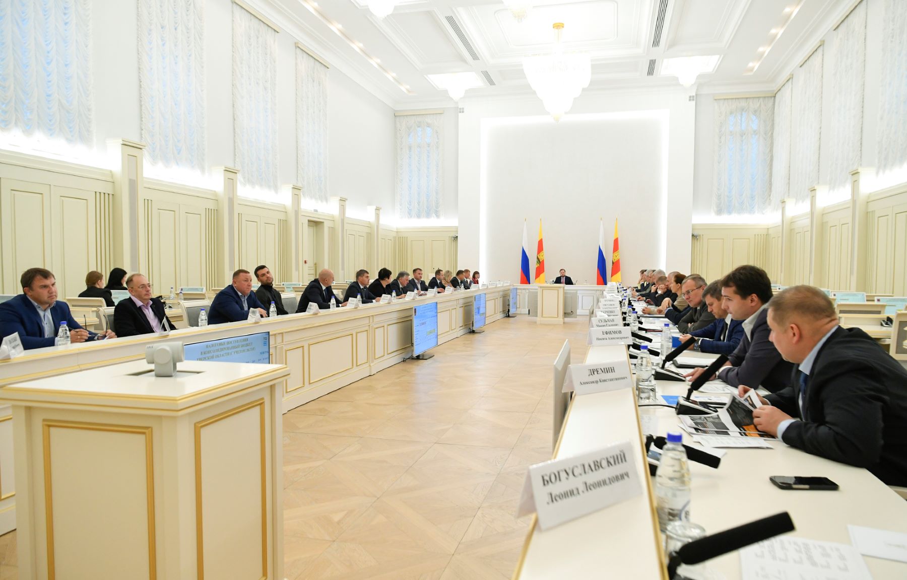 Под руководством Виталия Королева на Совете по инвестиционной политике в Тверской области приняты решения по поддержке производств и развитию промышленных площадок 